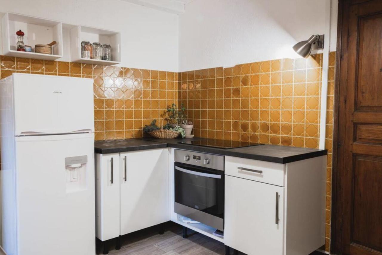 La Coletta Bel Appartement Typique Avec Balcon Centre Piana Пяна Екстериор снимка